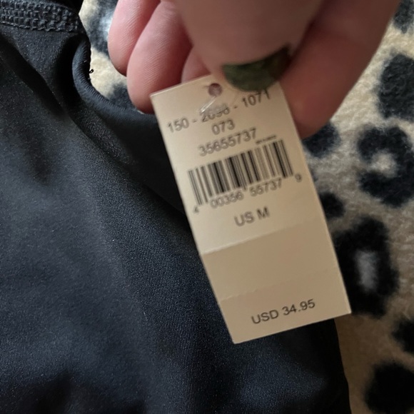 ๐๐ป๐ฒ๐ฎ size M ๐ผ๐น๐ธ๐ป๐ฝ๐ผ ๐ซ๐ป๐ช - Picture 4 of 4